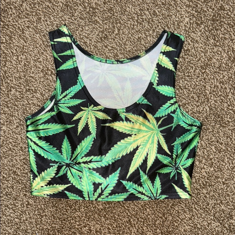 Leaf Print Crop Top
